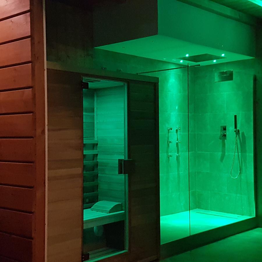 Villa Edda Heated Pool Галатіна Екстер'єр фото