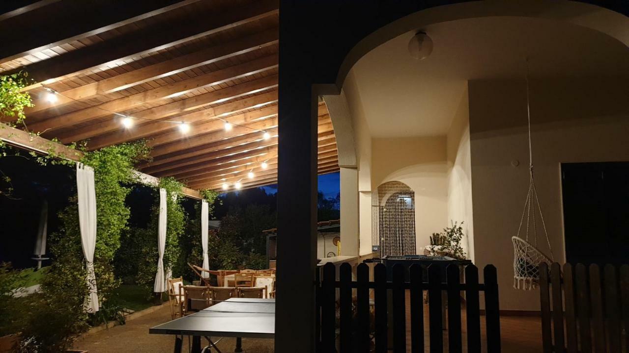 Villa Edda Heated Pool Галатіна Екстер'єр фото